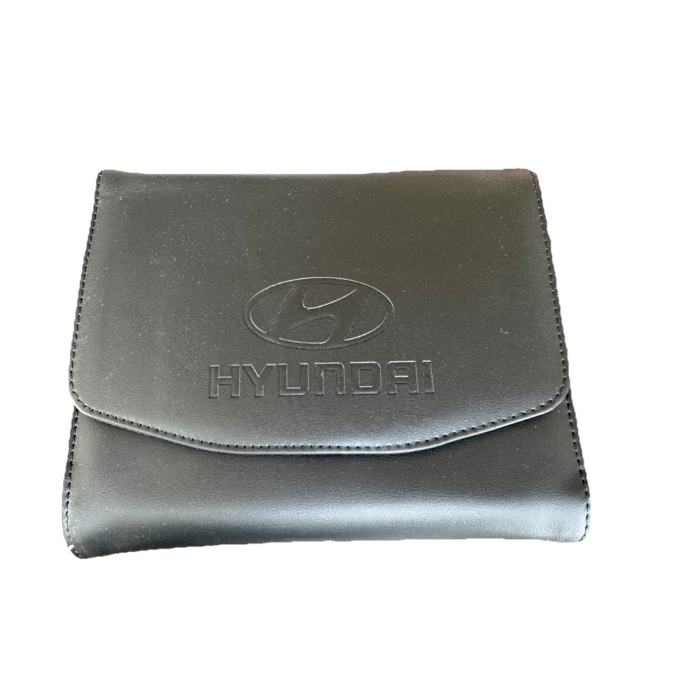 2019 Hyundai Tucson Owners Guide/Manual with Case, Pen & Paper